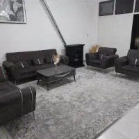 مبل چستر راحتی با جلومبلی