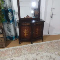 کنسول با آیینه چوب