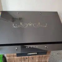 هود ، اصلا روشن نشده و فقط بالای اجاق گاز نصب بوده