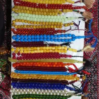 تسبیح و چاقو|کلکسیون اشیاء عتیقه|دیواندره, |دیوار