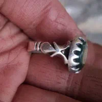 انگشتر نقره زمرد اصل نااب