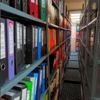 قفسه زونکن موجود هستش