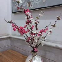 شاخه گل شکوفه ژاپنی