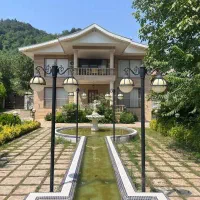 اجاره کاخ ویلا  استخردار  سه طبقه چهار خوابه