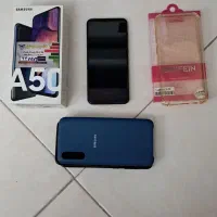 گوشی A50 در حد آکبند 128 گیگ