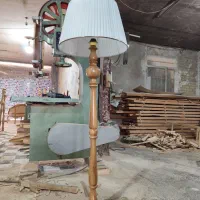 کنارسالنی ایستاده چوب راش|چراغ خواب و آباژور|شاندیز, |دیوار