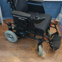 ویلچر برقی کامفورت آکبند