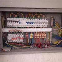 تعمیر و ارائه انواع خدمات الکتریکی و برقی|خدمات پیشه و مهارت|گلپایگان, |دیوار