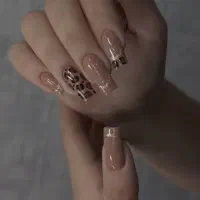 اموزش کاشت ناخن فقط یک میلیونو۵۰۰