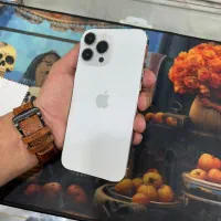 گوشی آیفن
