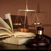 وکیل پایه یک دادگستری و مشاور حقوقی