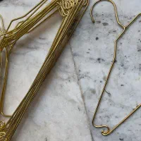 چوبکار لباس|بندرخت و رختآویز|مشهد, خاتم الانبیا|دیوار