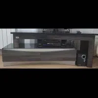 میزتلویزیون سالم وبدون ایراد