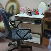 میز و صندلی