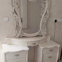 آیینه ومیز آرایش