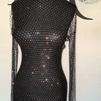 لباس زنبوری|لباس|قم, شاه احمد قاسم|دیوار