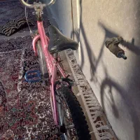 دوچرخه|دوچرخه، اسکیت، اسکوتر|صدرا-فارس, فاز ۲|دیوار