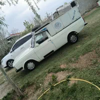 پیکان وانت مدل‌ ۹۰