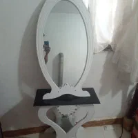 میز و اینه