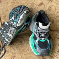 کتونی بالنسیاگا