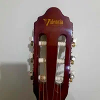 گیتار والنسیا نو همراه با کیس(کیف) هارد|گیتار، بیس، امپلیفایر|سمنان, |دیوار