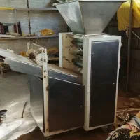 دستگاه خمیر پهن کن