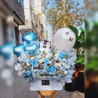 باکس نوزادی و تولد با عروسک و گل مصنوعی سایز بزرگ