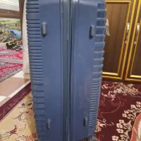 چمدان|کیف، کفش، کمربند|باوی, |دیوار