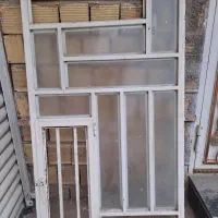 پنجره|کلکسیون اشیاء عتیقه|خرمآباد, |دیوار