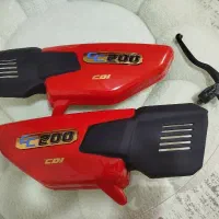 قاب بغل، جعبه بغل. هندا 200 انژکتور.کلاه ایمنی