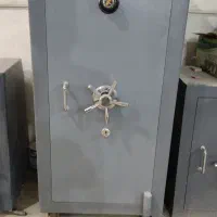 خرید و فروش و تعویض و خدمات گاوصندوق|فروشگاه و مغازه|خمینیشهر, |دیوار