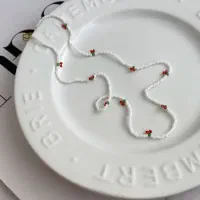 گردنبند|بدلیجات|شاهینشهر, عطار|دیوار