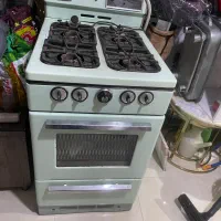 گاز چهار شعله فر دار بوتان|اجاق گاز و لوازم برقی پخت‌وپز|سلماس, |دیوار