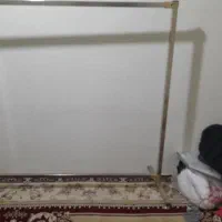 یک عدد رخت آویز سالم