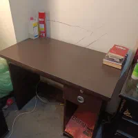 میز کامپیوتر و تحریر به همراه صندلی