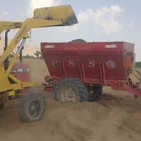 تراکتوربیلدار