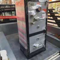 آقای گاوصندوق فروش