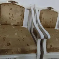 سه عدد صندلی