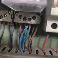 برقکار صنعتی ساختمانی  عیب یابی رفع اتصالی حرفه ای|خدمات پیشه و مهارت|کرمان, |دیوار