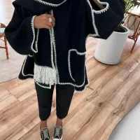 کت قلاب بافی پاییزه|لباس|اصفهان, باغ دریاچه|دیوار