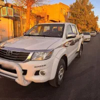 فروش تویوتا هایلوکس ۲۰۱۴