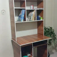 میز کامپیوتر همراه کتابخانه
