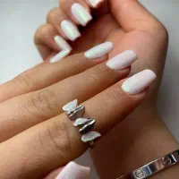 مدل کاشت و ترمیم ناخن