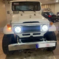 تویوتا وانت 2f