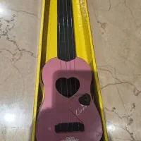 گیتار اسباب بازی‌