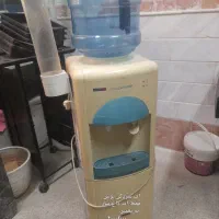 وسایل همه سالم در حد|آرایشگاه و سالن‌های زیبایی|قم, منبع آب|دیوار