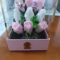 گل مصنوعی هدیه باکس شیشه ایی