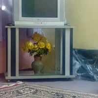 تلوزیون ومیز سامسونگ