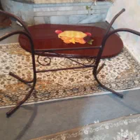 میز نهار خوری  با پایه فلزی محکم
