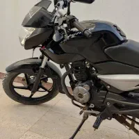 موتور سیکلت پالس